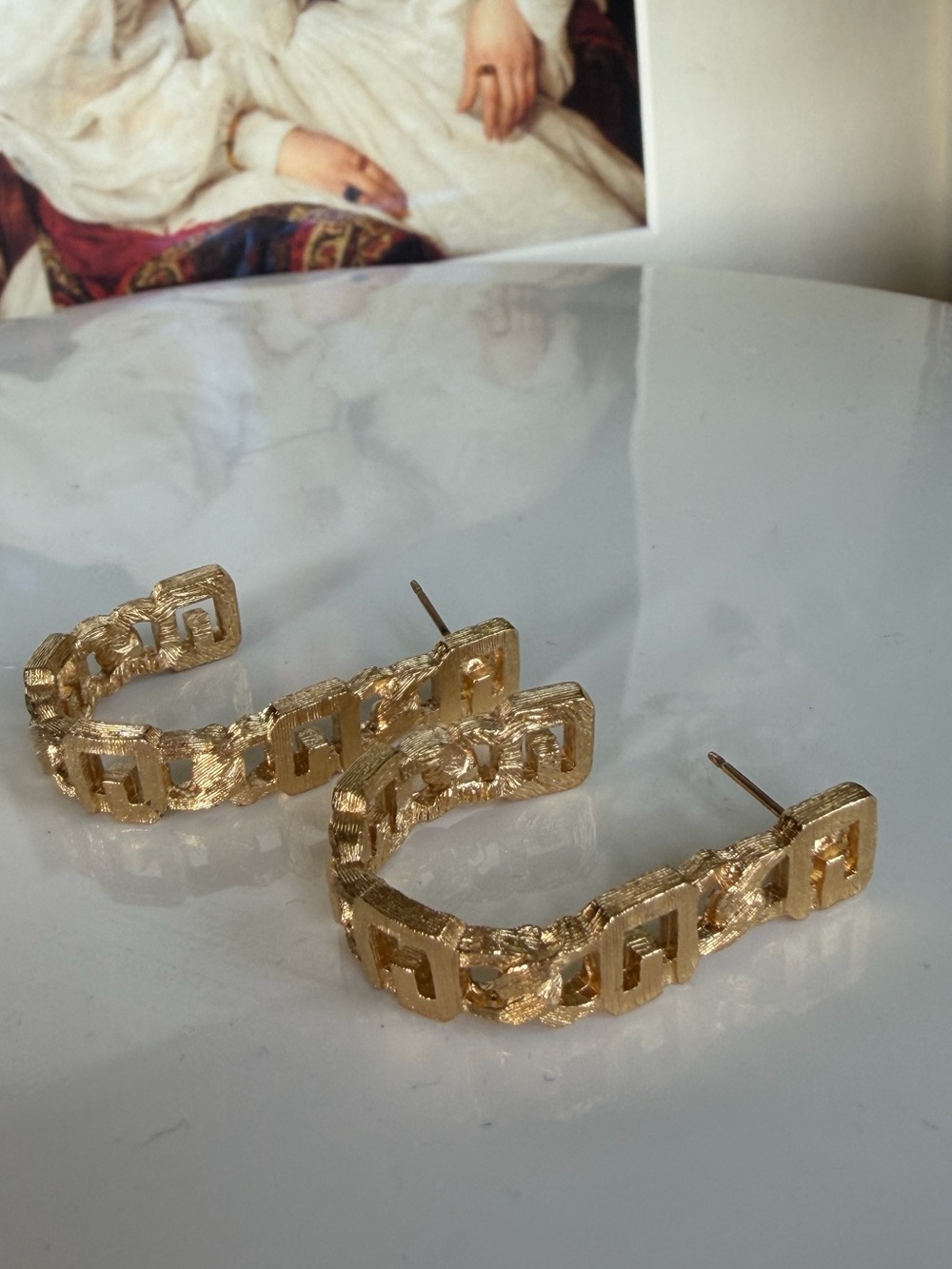 GIVENCHY Vintage Chain Link Logo Earrings